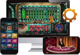 Filipino player spinning slot reels onslotvip link mobile browser